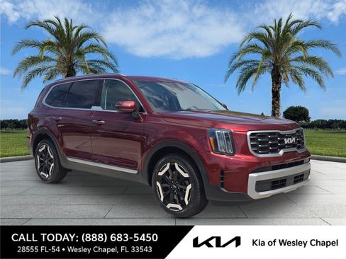 Used 2023 Kia Telluride S w/ S Sunroof Package image 1