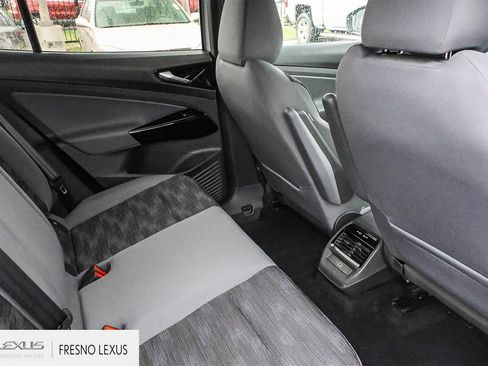 Used 2021 Volkswagen ID.4 Pro image 13