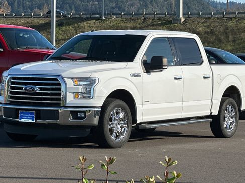 Used 2016 Ford F150 XLT w/ Equipment Group 302A Luxury image 7