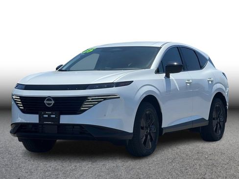 Used 2025 Nissan Murano SV FWD image 1