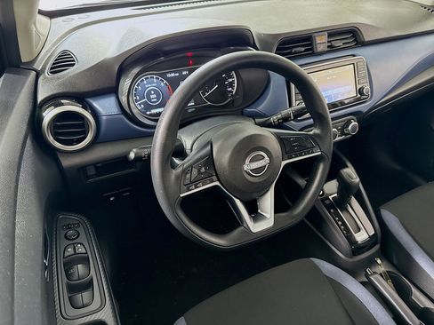 Used 2025 Nissan Versa SV w/ Trunk Package image 21