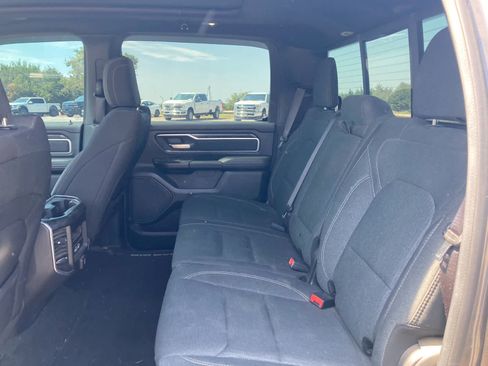 Used 2020 RAM 1500 Big Horn AWD/4WD image 4