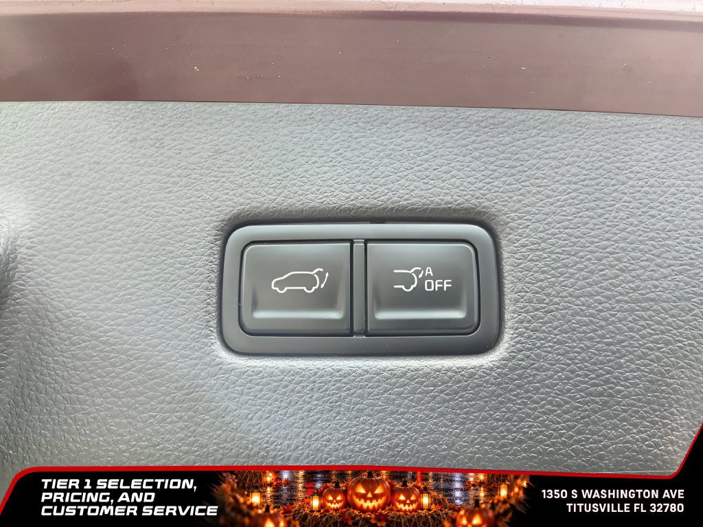 Used 2024 Kia Carnival EX FWD image 19