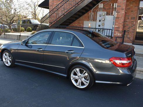 Used 2013 Mercedes-Benz E 350 4MATIC Sedan image 40