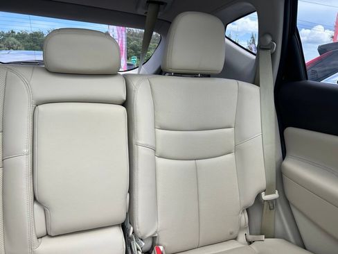 Used 2016 Nissan Murano Platinum w/ Platinum Technology Package FWD image 15