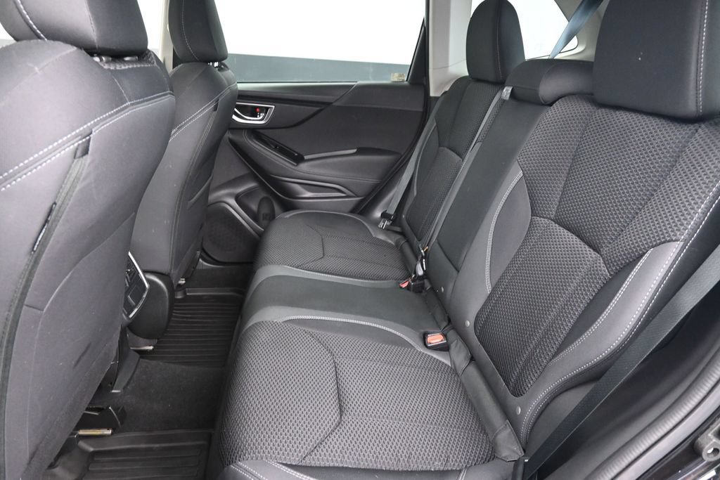 Used 2023 Subaru Forester Premium AWD/4WD image 21