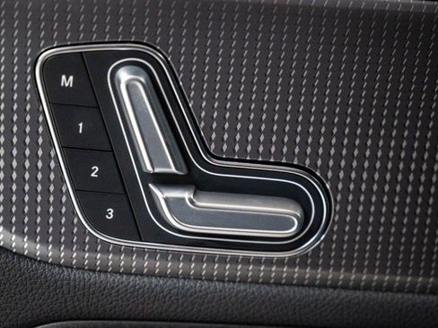 Certified 2023 Mercedes-Benz GLA 250 image 18