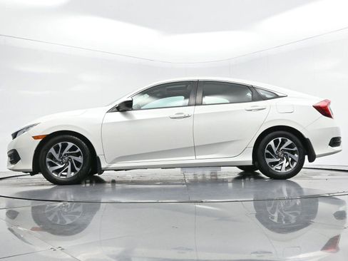 Used 2017 Honda Civic EX image 41