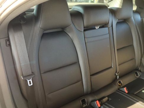 Used 2018 Mercedes-Benz CLA 250 image 36