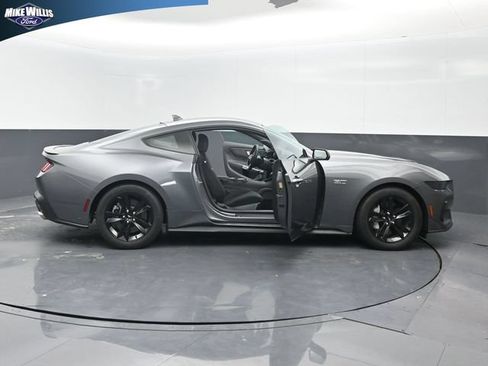 Used 2025 Ford Mustang GT RWD image 27