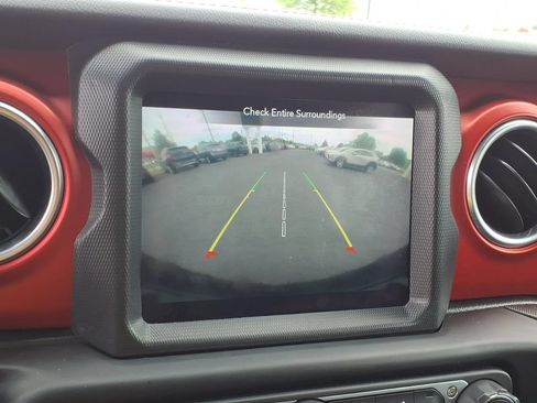 Used 2021 Jeep Wrangler Unlimited Rubicon AWD/4WD image 14
