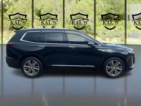 Used 2021 Cadillac XT6 Premium Luxury w/ Platinum Package AWD/4WD image 4