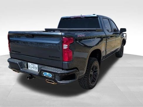 Used 2021 Chevrolet Silverado 1500 Custom Trail Boss AWD/4WD image 3
