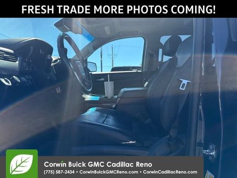 Used 2018 GMC Yukon SLT w/ Open Road Package AWD/4WD image 9
