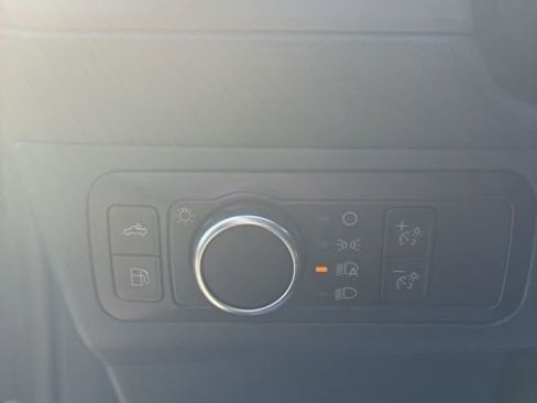 New 2026 Ford Maverick XL image 12