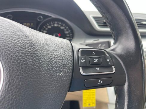 Used 2013 Volkswagen CC Sport FWD image 20