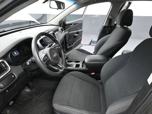 Used 2016 Kia Sorento LX image 20