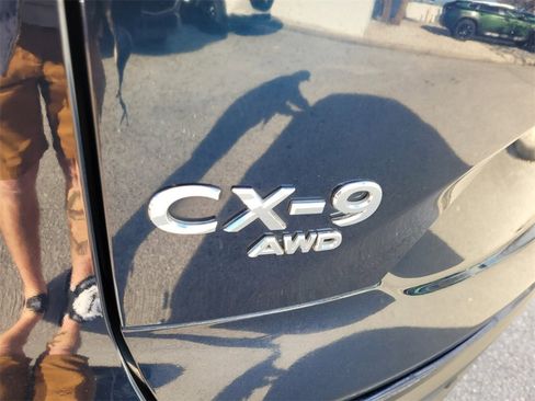 Used 2020 MAZDA CX-9 Touring w/ Touring Premium Package image 13