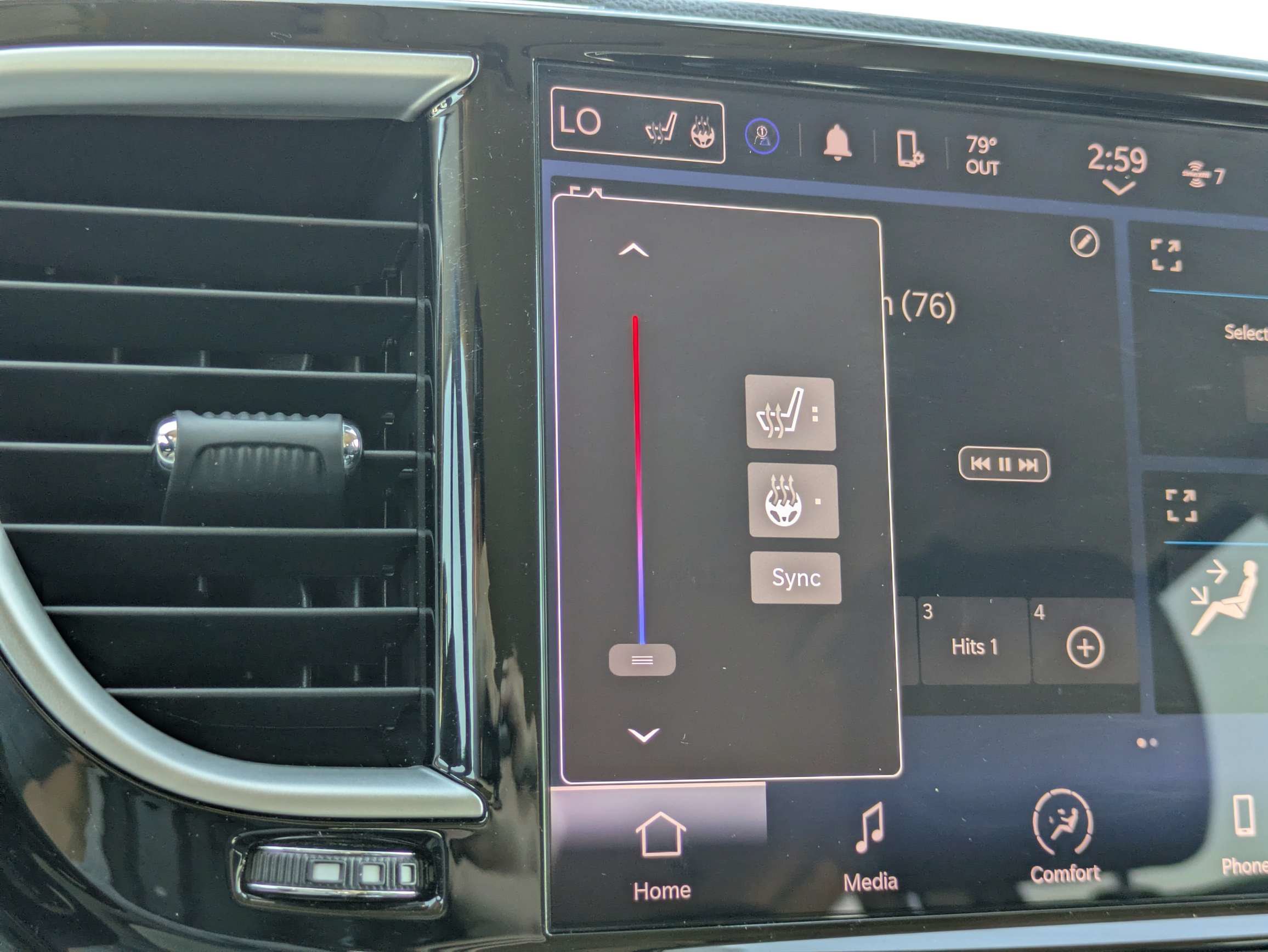 Used 2024 Chrysler Pacifica Touring-L FWD image 26