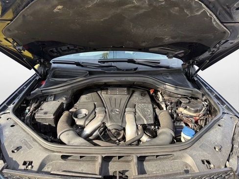 Used 2018 Mercedes-Benz GLS 550 4MATIC image 29