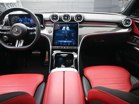 Used 2025 Mercedes-Benz C 300 Sedan image 9