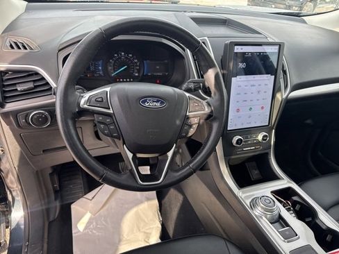 Used 2024 Ford Edge SEL w/ Convenience Package image 24