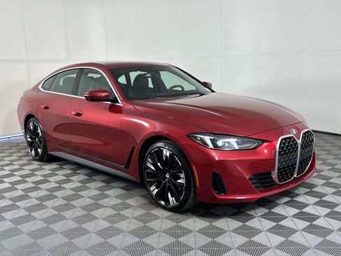 Used 2025 BMW 430i w/ Premium Package RWD image 7