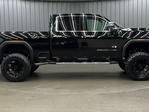 Used 2026 GMC Sierra 3500 Denali w/ Denali Reserve Package AWD/4WD image 6
