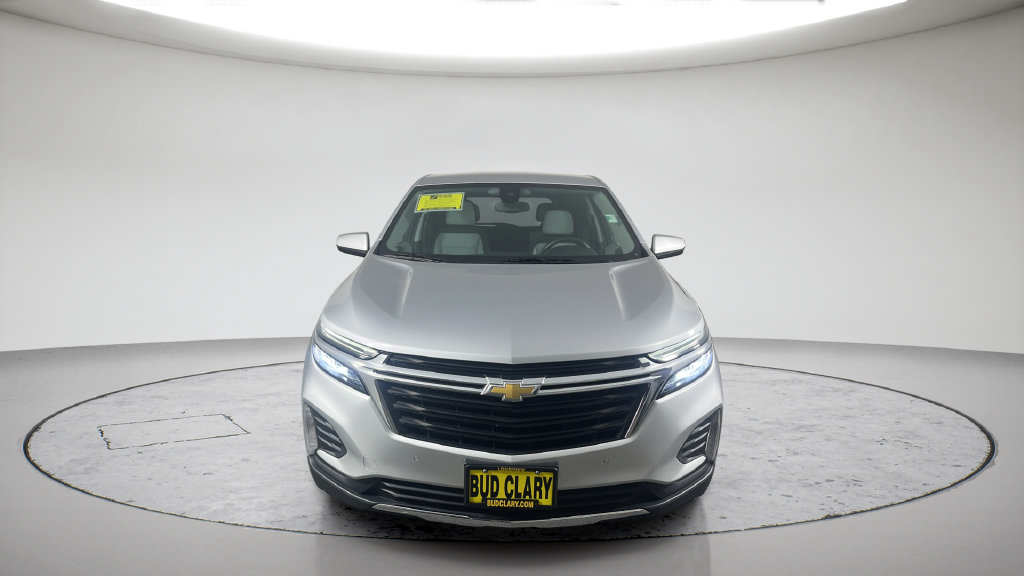 Used 2022 Chevrolet Equinox LT w/ Driver Convenience Package AWD/4WD image 3