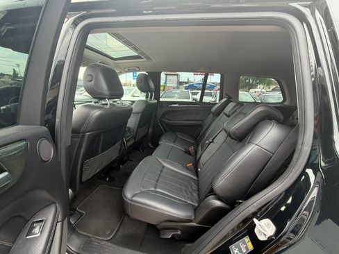 Used 2016 Mercedes-Benz GL 450 4MATIC image 14