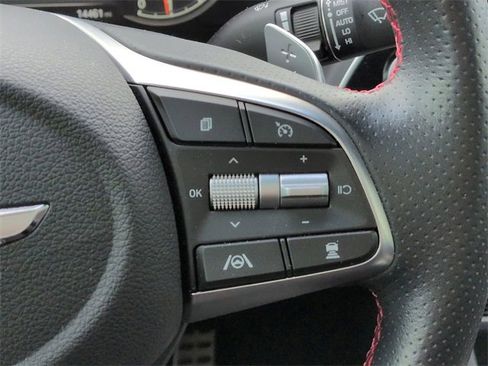 Used 2022 Genesis G70 3.3T image 28