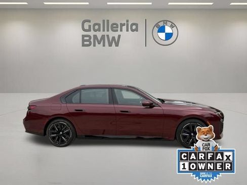 Used 2023 BMW 740i RWD image 5