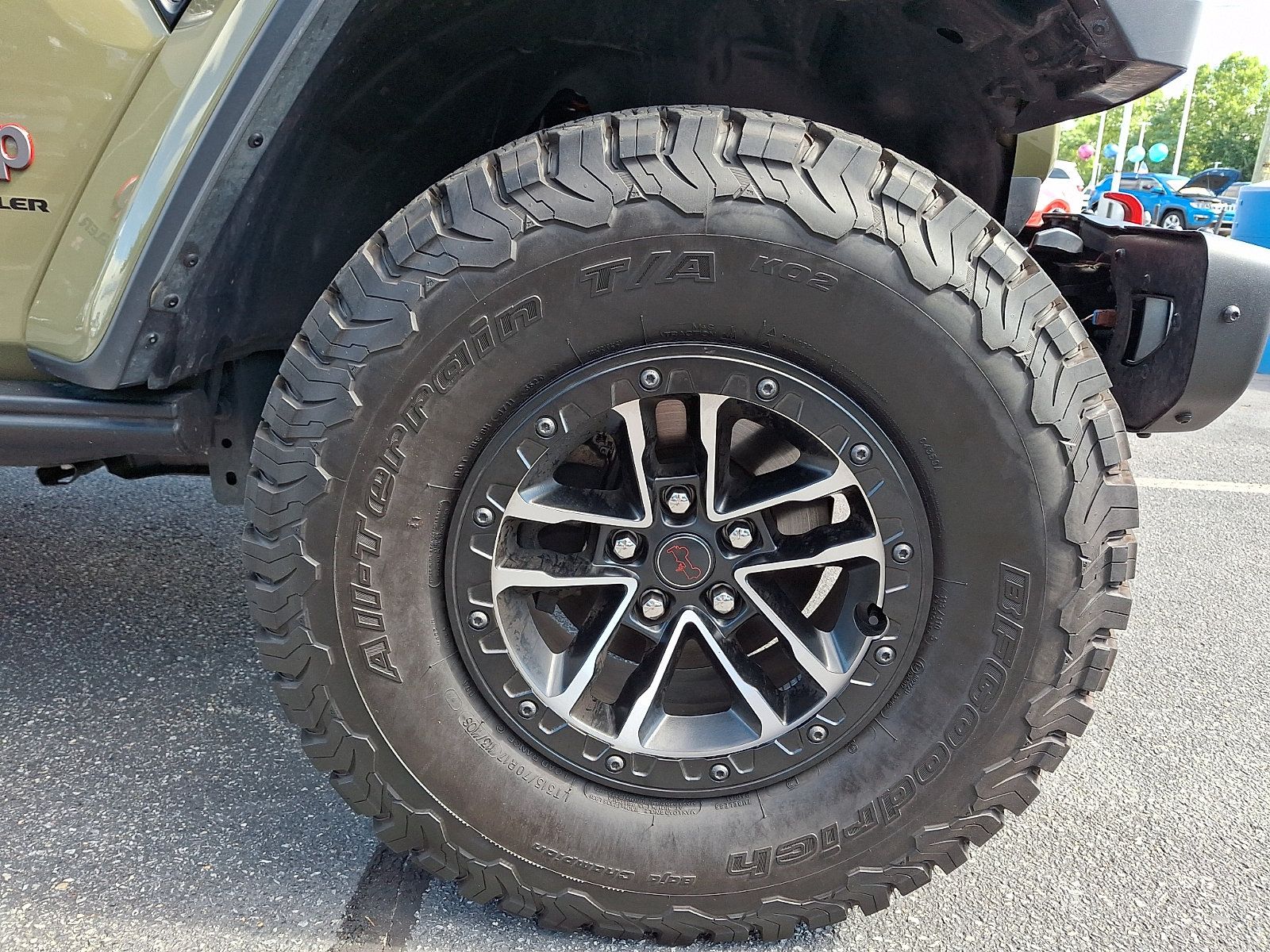 Used 2025 Jeep Wrangler Unlimited Rubicon AWD/4WD image 8