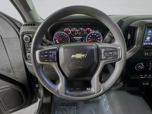 Used 2022 Chevrolet Silverado 1500 Custom w/ Safety Confidence Package image 18