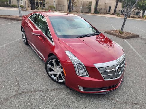 Used 2014 Cadillac ELR w/ Luxury Package FWD image 10