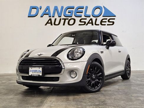 Used 2019 MINI Cooper 2-Door Hardtop FWD image 1