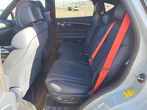 Used 2025 Genesis GV80 3.5T e-SC AWD/4WD image 7