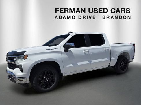 Used 2023 Chevrolet Silverado 1500 LT AWD/4WD image 1
