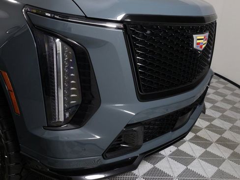 Used 2025 Cadillac Escalade V w/ LPO, Floor Liner Package image 48