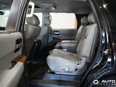 Used 2010 Toyota Sequoia Platinum AWD/4WD image 27