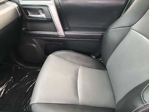 Used 2020 Toyota 4Runner SR5 Premium AWD/4WD image 12