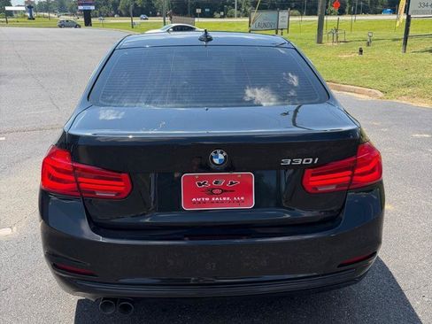 Used 2018 BMW 330i Sedan RWD image 3