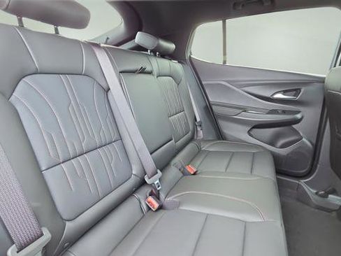 New 2026 Buick Envista Avenir image 20