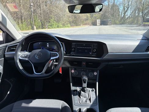Used 2024 Volkswagen Jetta S image 20