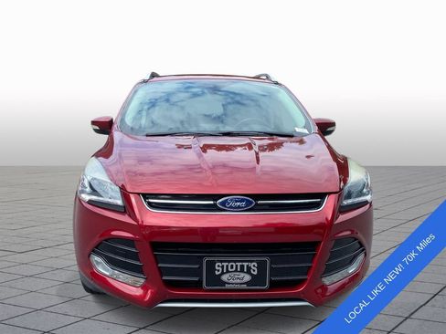Used 2016 Ford Escape Titanium w/ Equipment Group 301A FWD image 2
