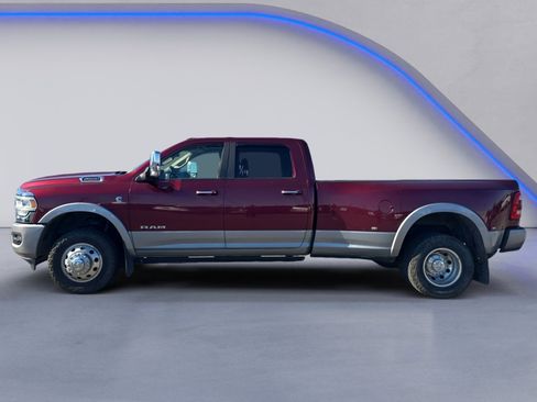 Used 2020 RAM 3500 Laramie image 3