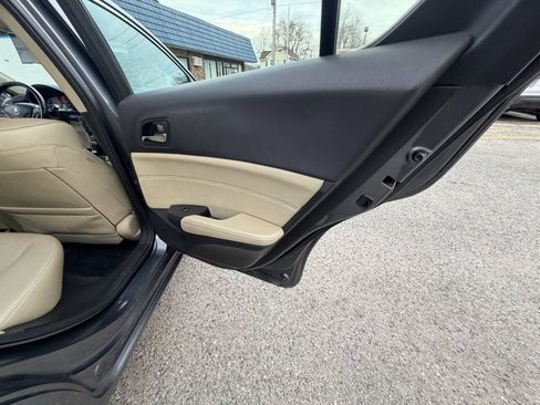 Used 2014 Acura ILX w/ Premium Package FWD image 14