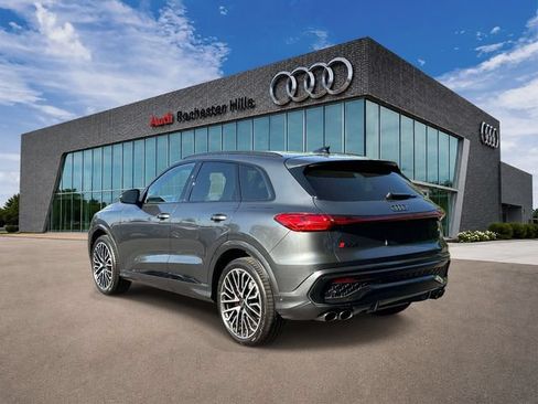 Used 2025 Audi SQ5 Prestige w/ Prestige Package AWD/4WD image 4