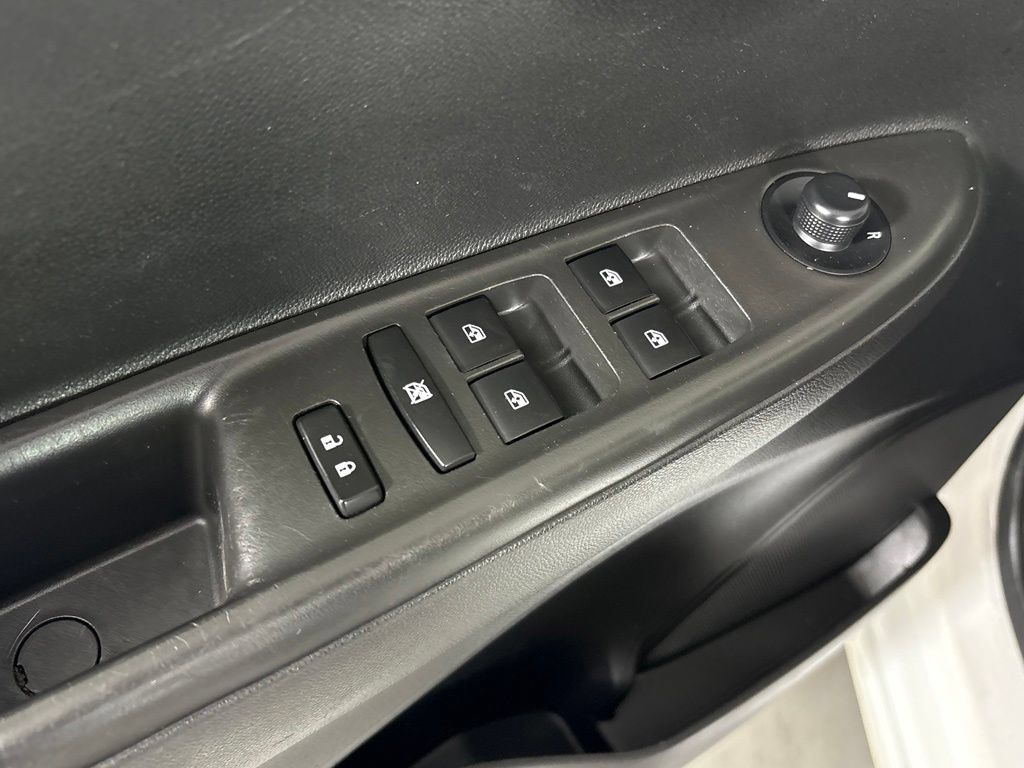 Certified 2021 Chevrolet Spark LT FWD image 17