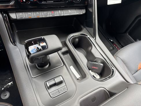 New 2026 GMC Sierra 1500 AT4 w/ AT4 Premium Package image 22